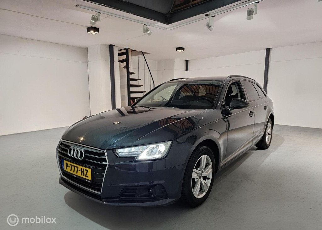 Audi A4 Avant 35 TDI Sport S line Black Edition Pakket, Auto's, Audi, Gebruikt, Euro 6, 4 cilinders, 150 pk