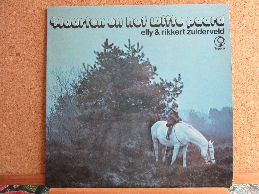 Elly & Rikkert Zuiderveld - Maarten En Het Witte Paard, Ophalen of Verzenden, Gebruikt, Overige formaten