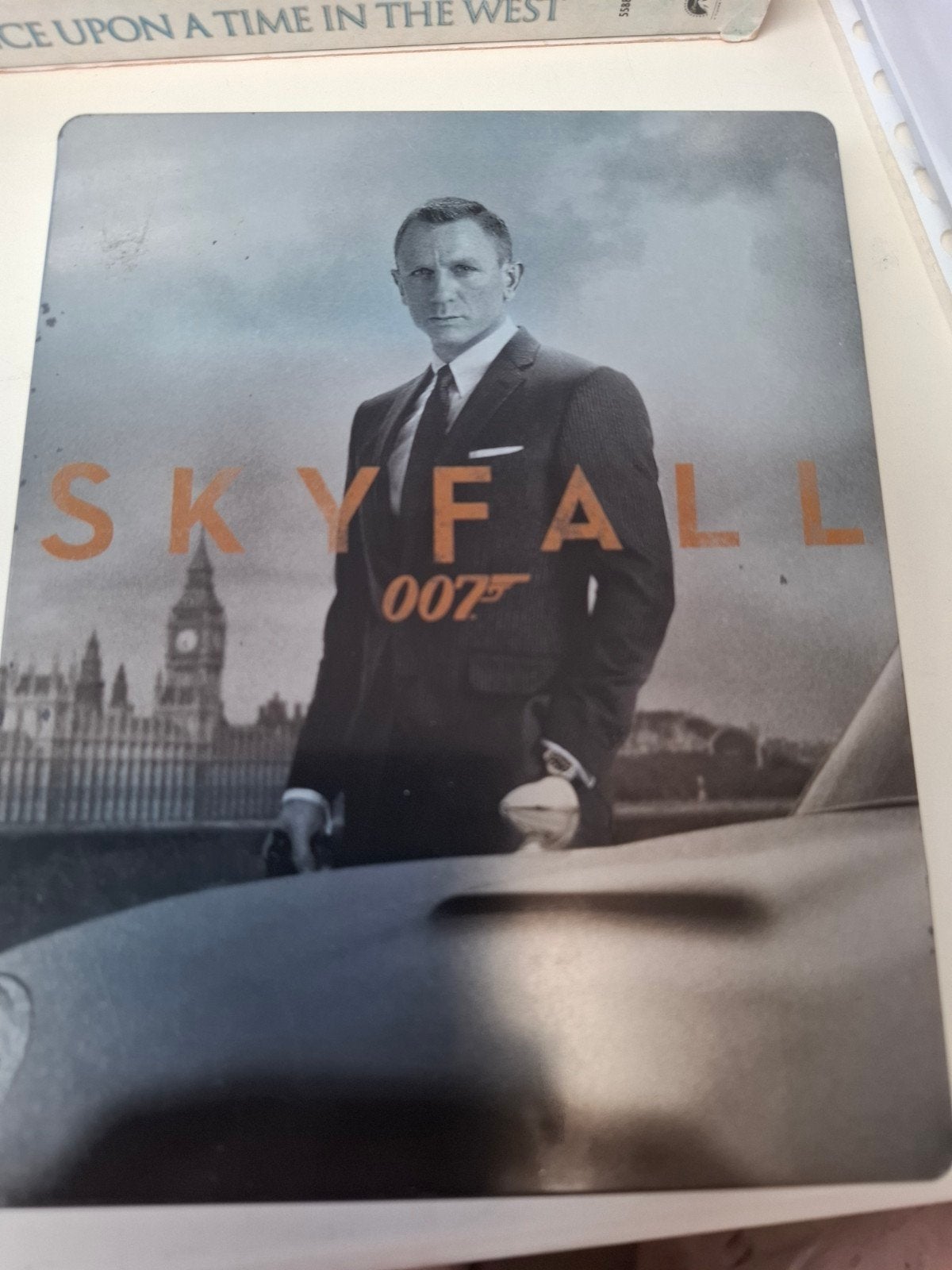 Skyfall steelcase bluray, Verzamelen, Ophalen of Verzenden, Voor 1940