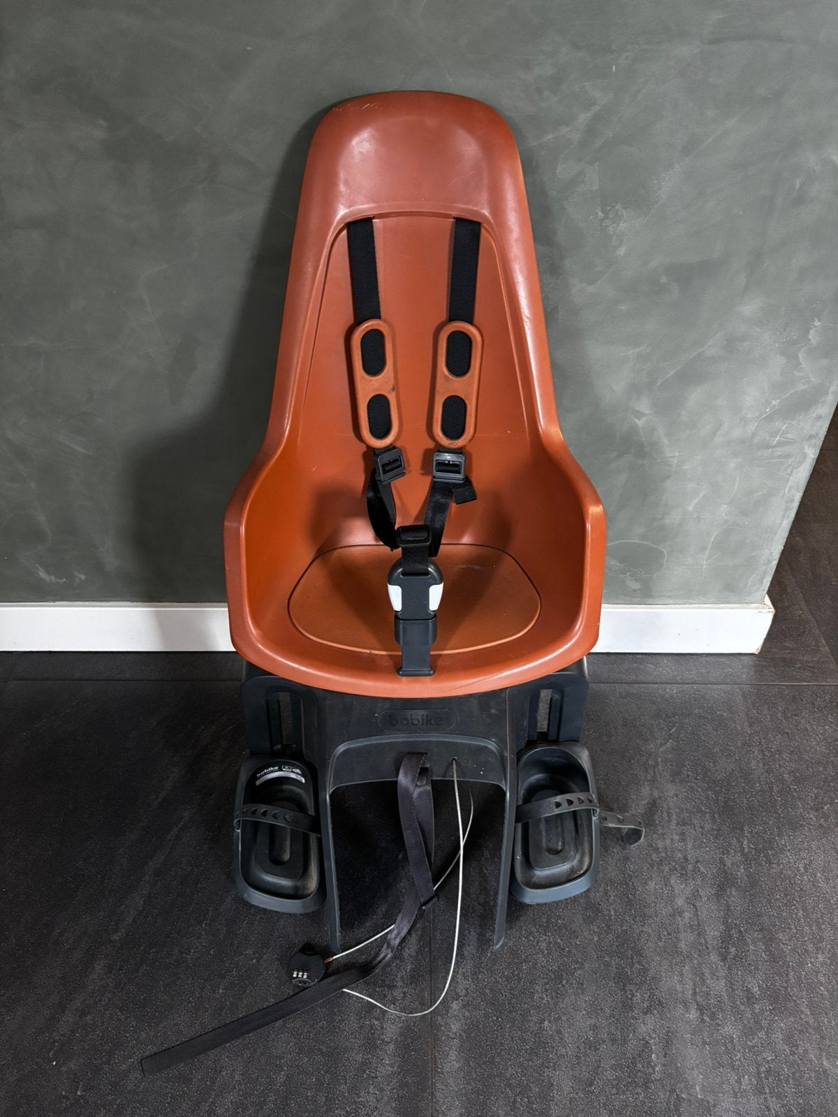 Zeer nette Bobike achterzitje + extra bevestigingsbeugel, Ophalen, Achterzitje, Voetsteuntjes, 9 t/m 18 kg