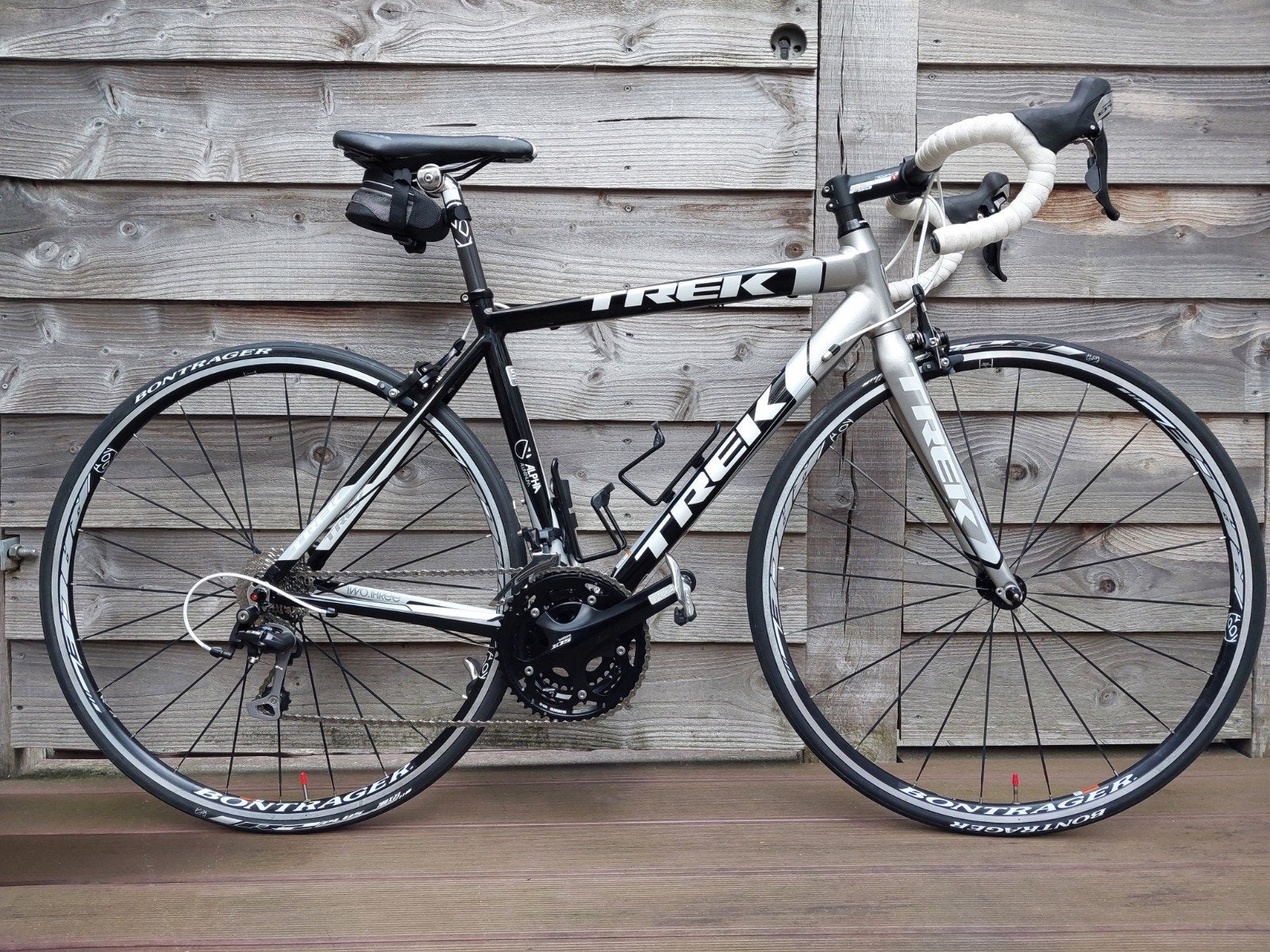Trek Alpha 2.3 racefiets 52 cm, Shimano 105, Nieuwstaat!, Fietsen en Brommers, 28 inch, Velgrem, Aluminium, 49 tot 53 cm