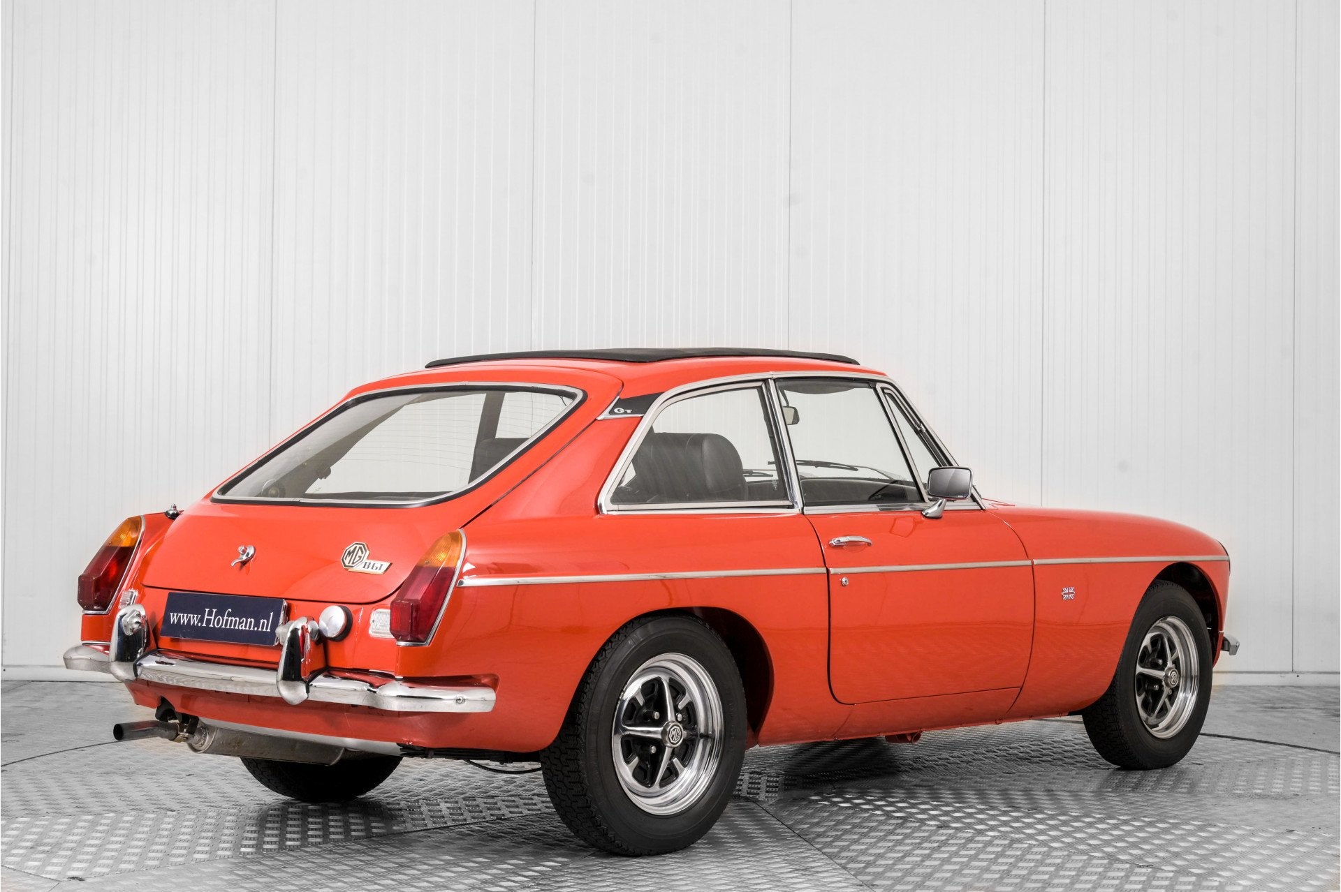 MG B MGB GT MGBGT overdrive (bj 1975), Auto's, B, Achterwielaandrijving, Gebruikt, Bedrijf