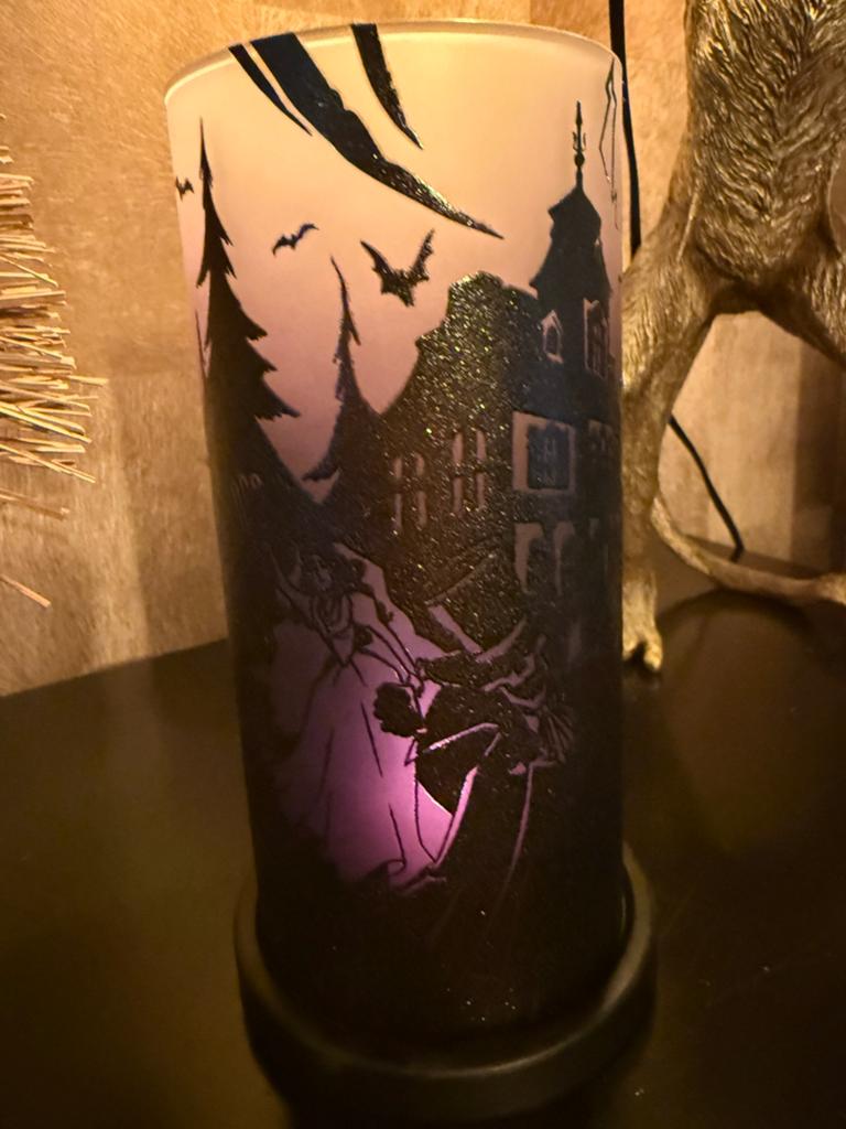 Disneyland Haunted Mansion hoge theelichthouder, Ophalen of Verzenden, Overige figuren, Zo goed als nieuw, Beeldje of Figuurtje
