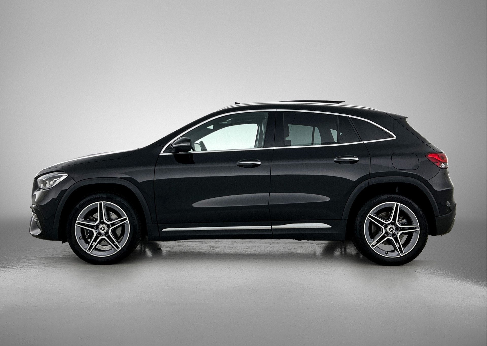 Mercedes-Benz GLA 250 e AMG Plug-In Hybride | Panoramadak |, 12 maanden, 77 km/l, 4 cilinders, 15 kWh