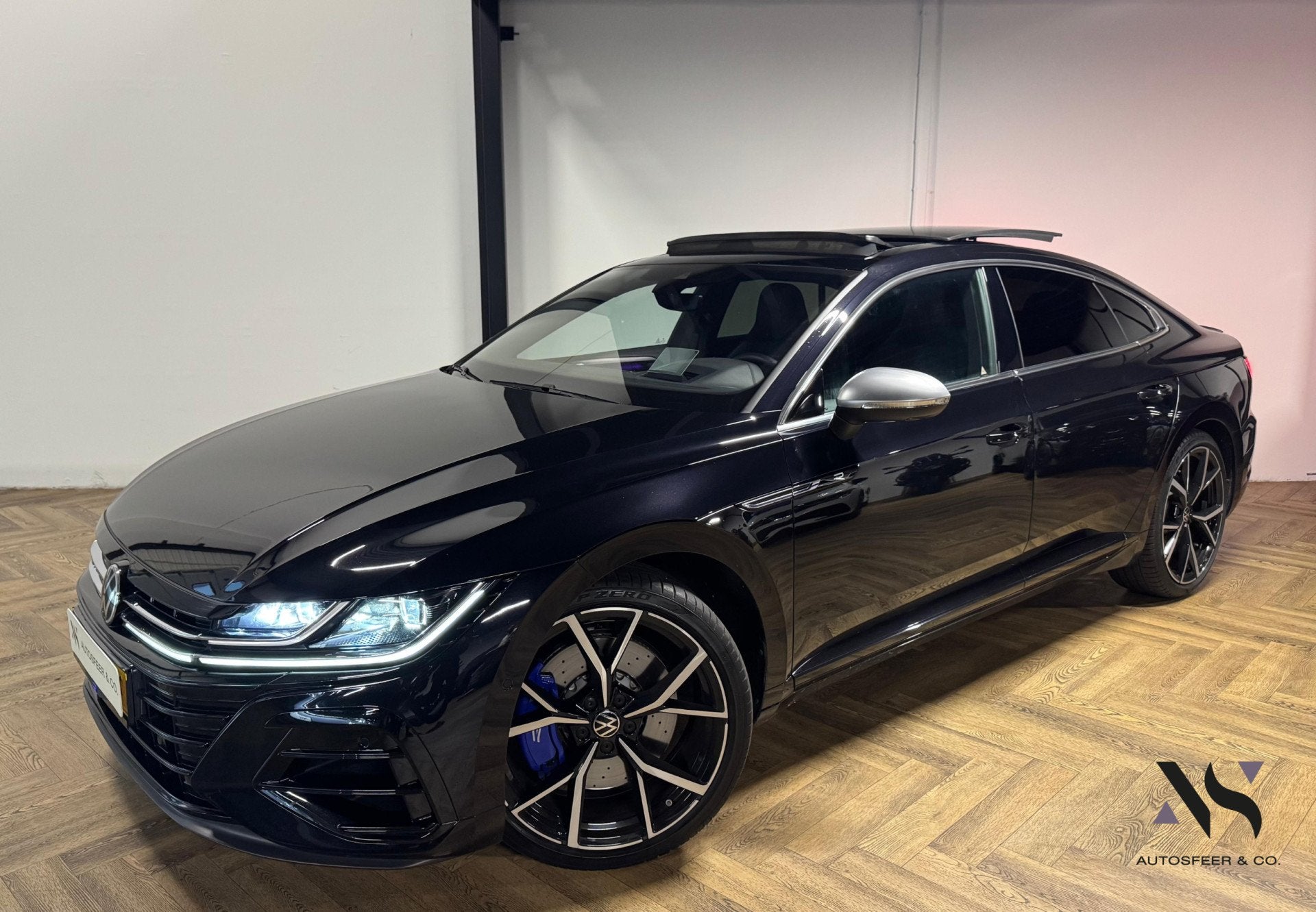 Volkswagen Arteon 2.0 TSI R PANO KEYLESS HUD VOL', Auto's, Volkswagen, Dealer onderhouden, Arteon, Gebruikt, Zwart