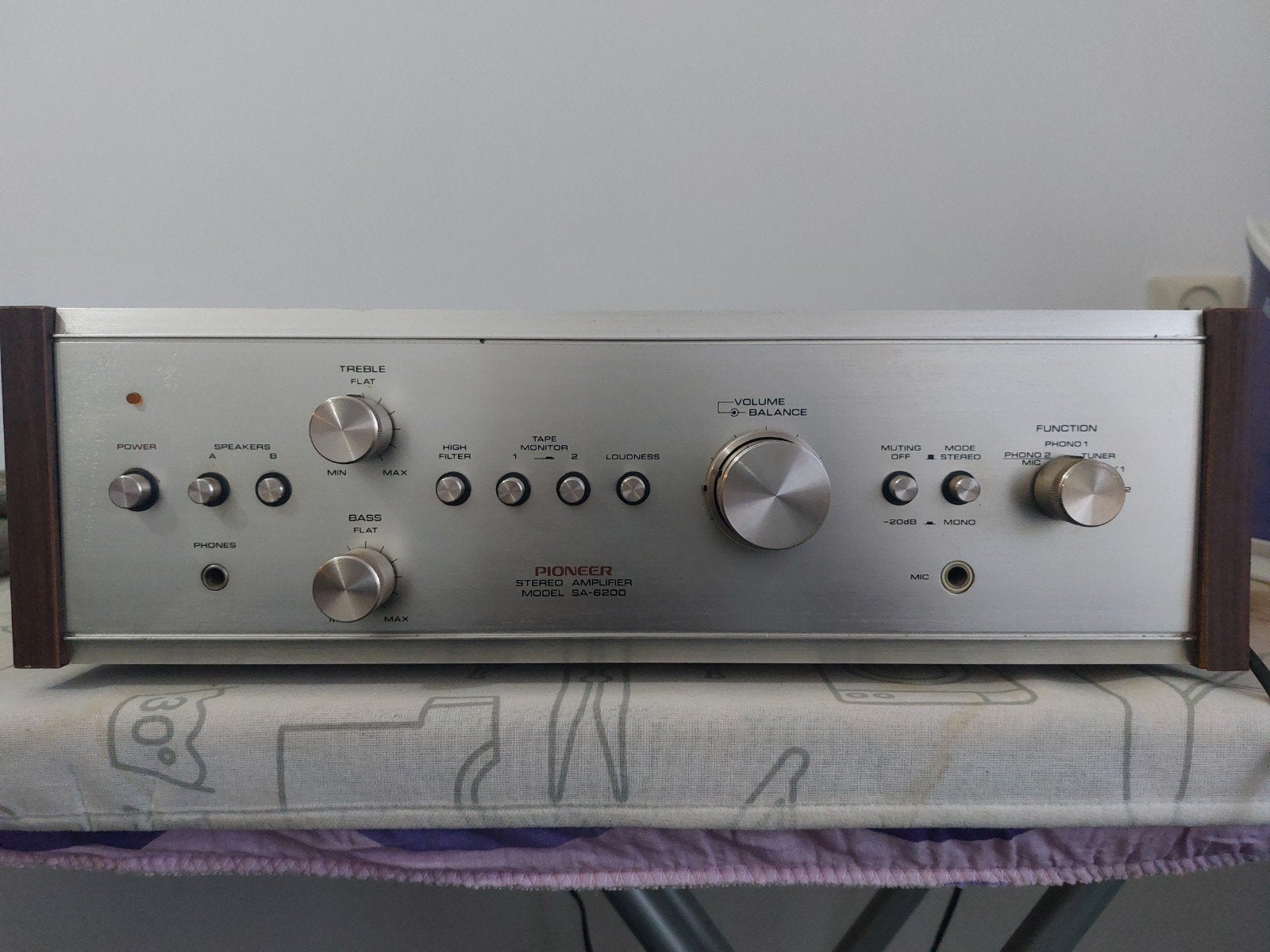 Pioneer stereo amplifier model:SA 6200, Ophalen
