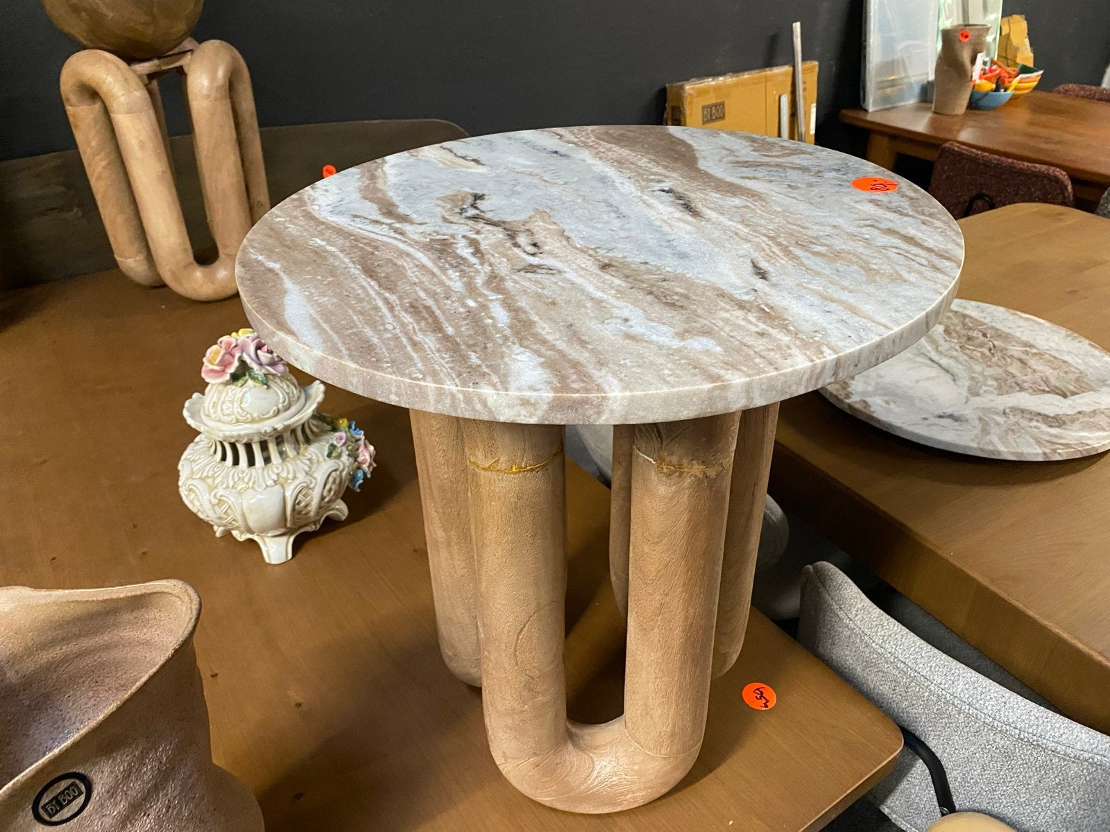 Bijzettafel organische vorm marmeren blad mangohouten poot, Minder dan 55 cm, Rond, Nieuw, Hout