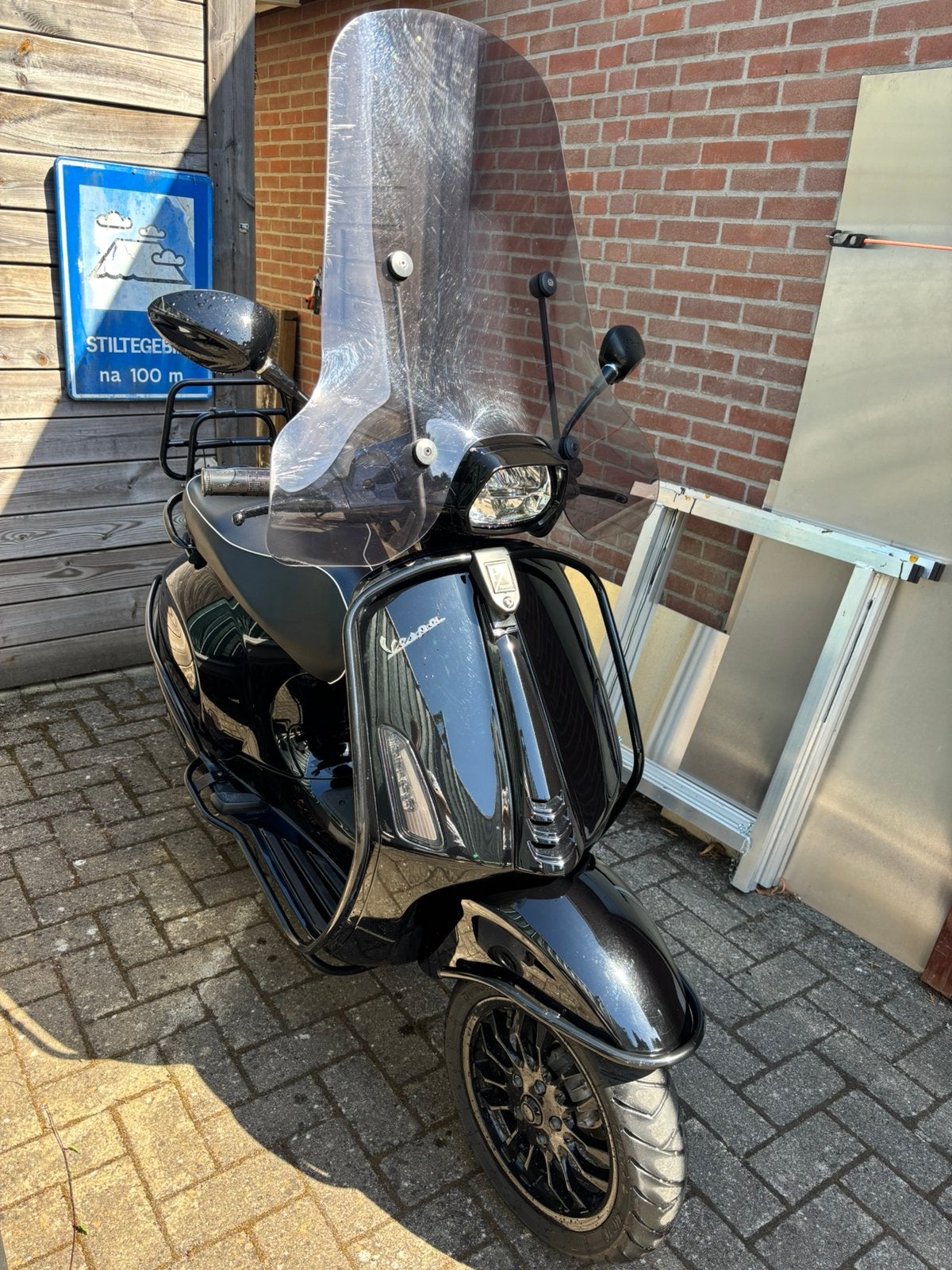 Vespa sprint, Fietsen en Brommers, Ophalen, Vespa S, Zo goed als nieuw, Benzine