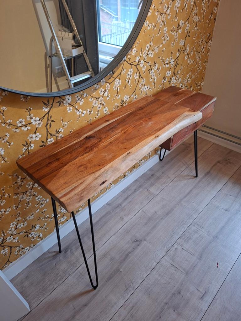 Houten sidetable - massief acasia hout, Overige houtsoorten, Gebruikt, 100 tot 150 cm, Ophalen of Verzenden