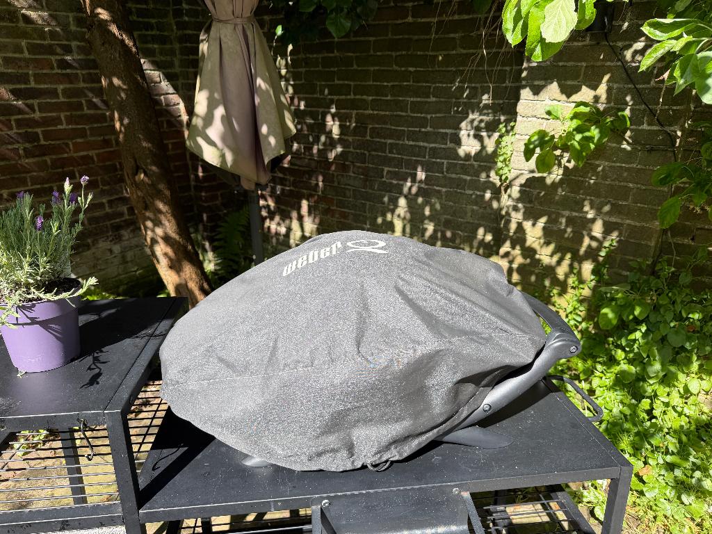 Weber Electrische bbq Q1400 met getoonde aluminium standaard, Ophalen, Gebruikt, Weber