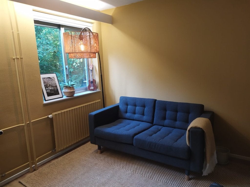 Donkergrijze bank IKEA, Huis en Inrichting, Ophalen, 150 tot 200 cm, Tweepersoons, 75 tot 100 cm