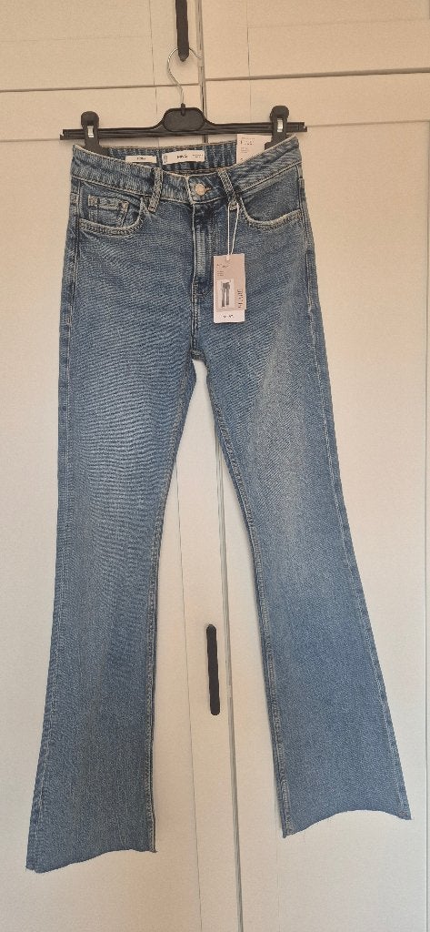 MANGO jeans woman xs/34, Kleding | Dames, Spijkerbroeken en Jeans, Ophalen, Mango, Blauw, Nieuw