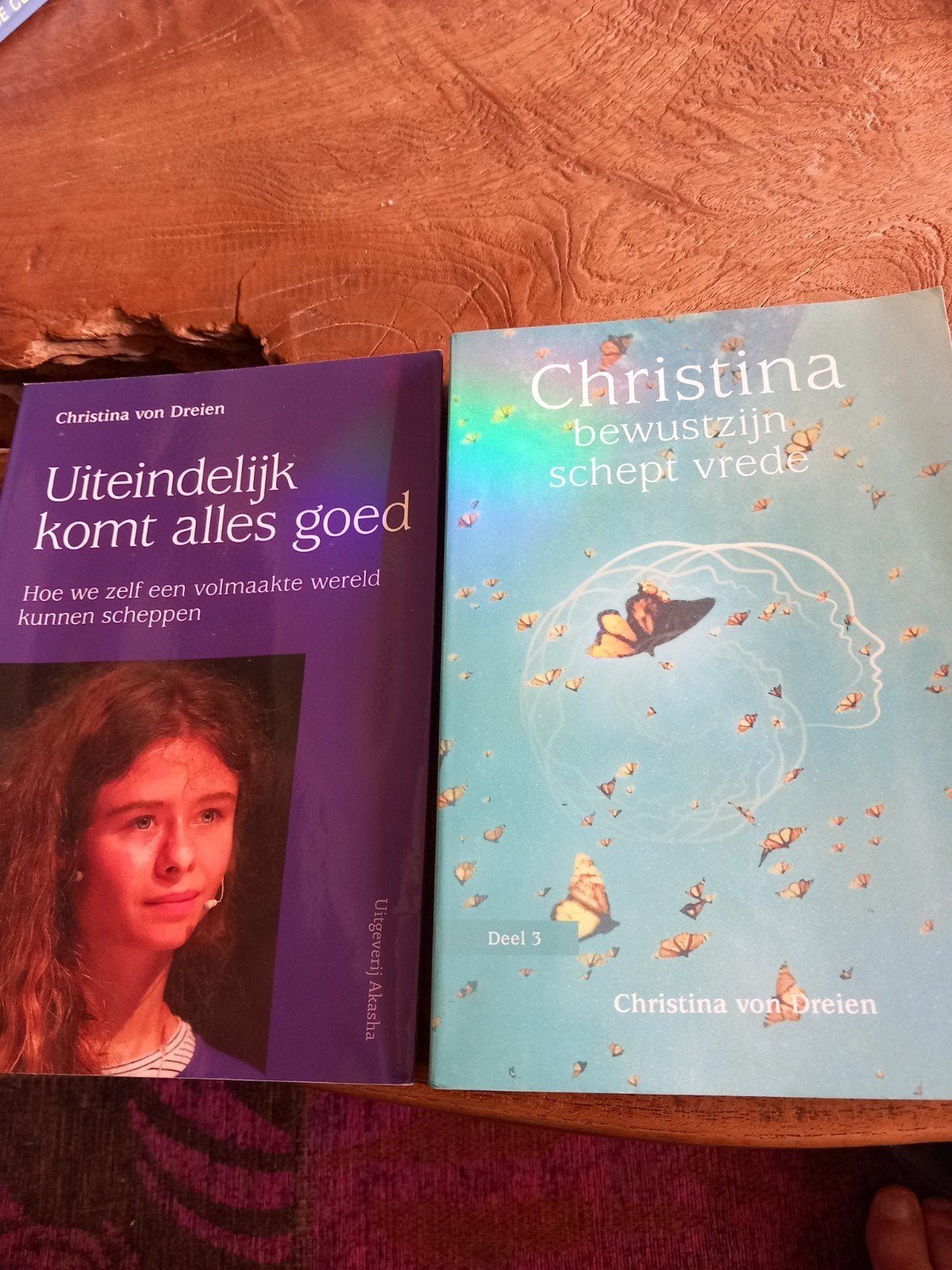 Christina von Dreien deel 3, en uiteindelijk komt alles goed, Ophalen of Verzenden, Zo goed als nieuw, Spiritualiteit algemeen