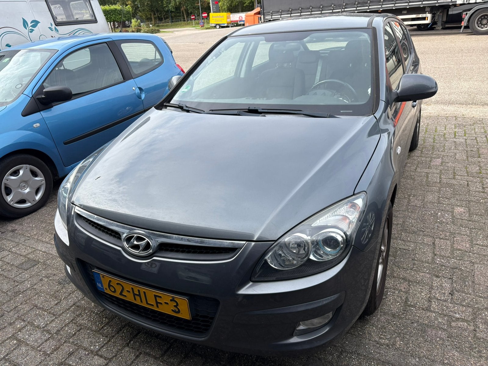Hyundai i30 1.4i Cvvt 109pk Blue 2009 Grijs, Voorwielaandrijving, Stof, Zwart, 4 cilinders