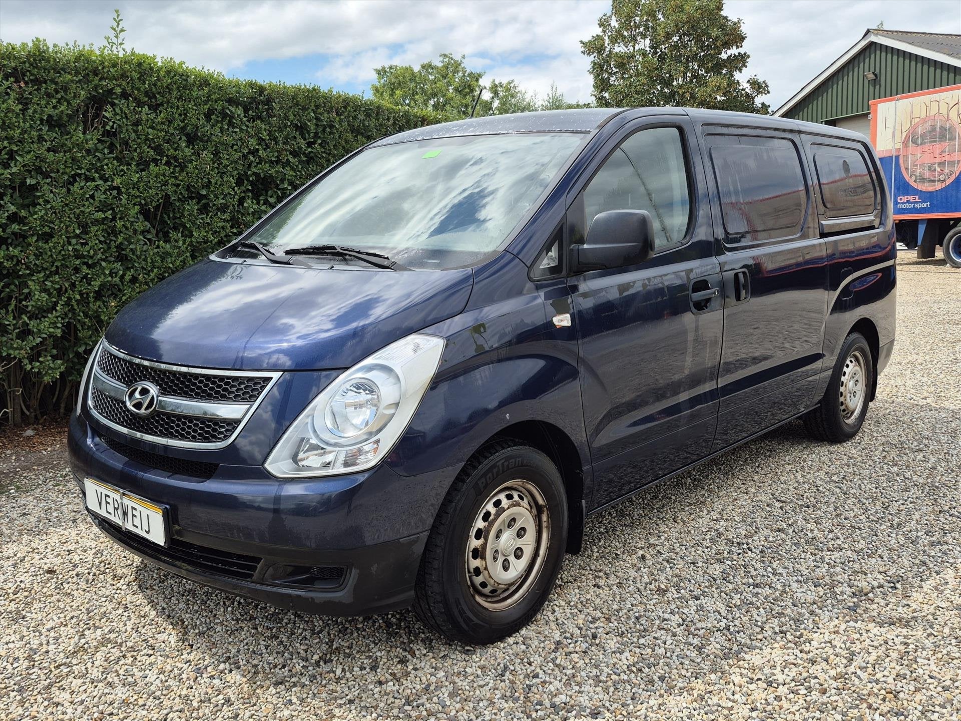 HYUNDAI H300 GB 2.5 CRDi DynamicVersion | Airco | Trekhaak |, 13 km/l, Gebruikt, Blauw, 1949 kg