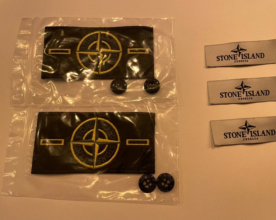 Stone island logo, Ophalen of Verzenden, Nederland, Embleem of Badge