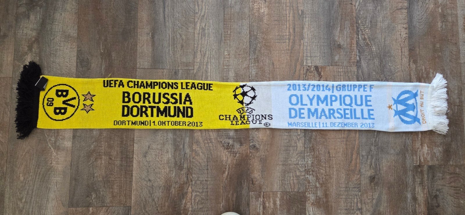 Sjaal Borussia Dortmund - Marseille, Ophalen of Verzenden, Zo goed als nieuw, Buitenlandse clubs, Vaantje of Sjaal