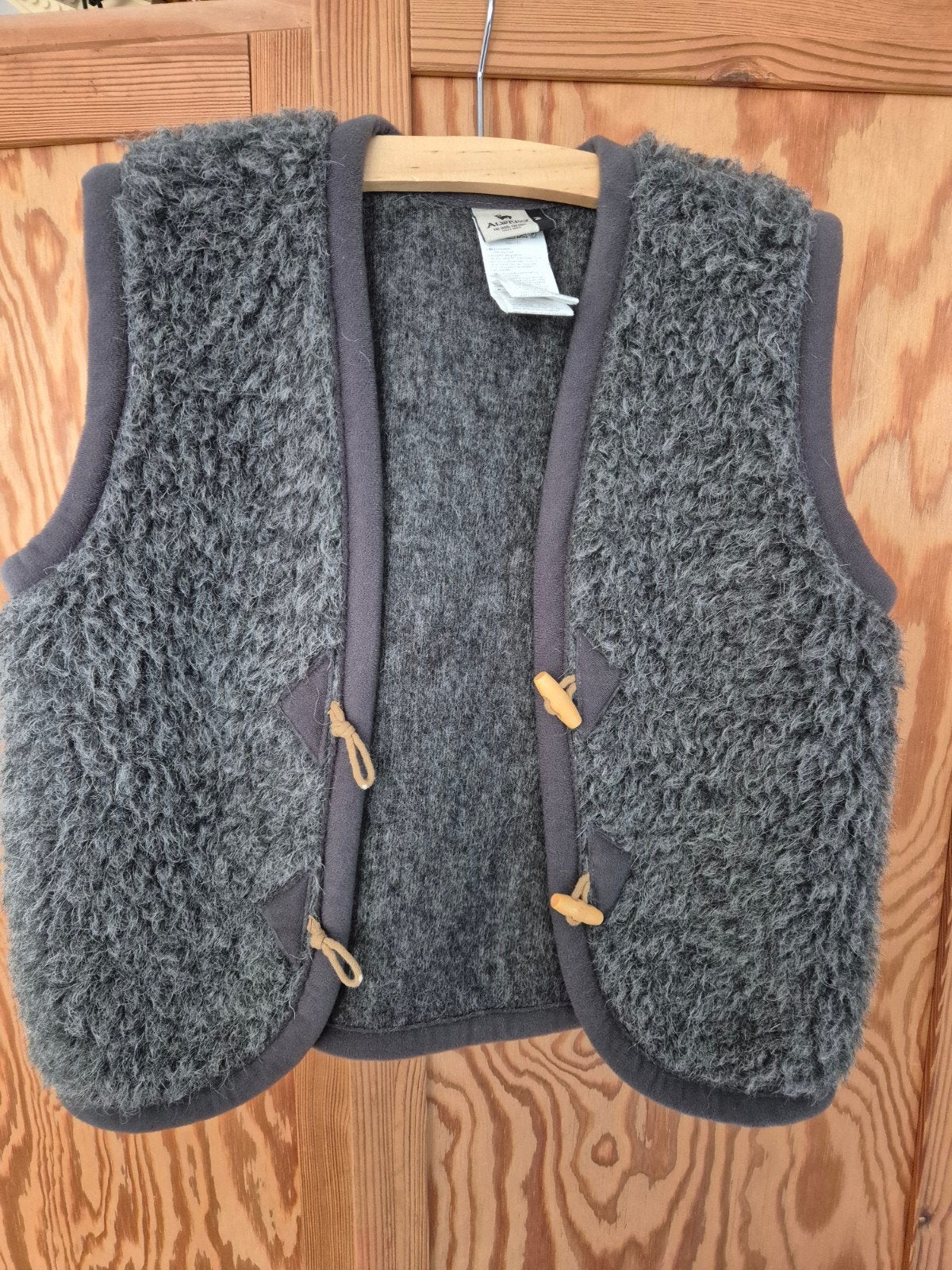 alwero wollen vest gilet bodywarmer junior maat m, Kinderen en Baby's, Ophalen, Nieuw