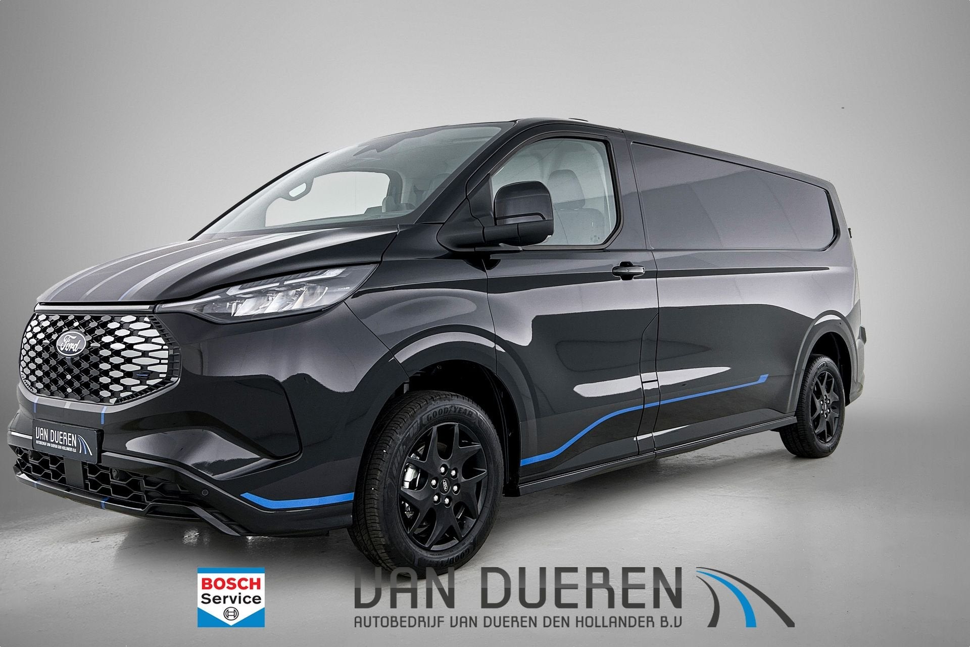 Ford E-Transit Custom 340 L2H1 Sport 71 kWh Trekhaak 2.3T, C, Auto's, Bestelauto's, Achterwielaandrijving, Gebruikt, Zwart, Leder en Stof