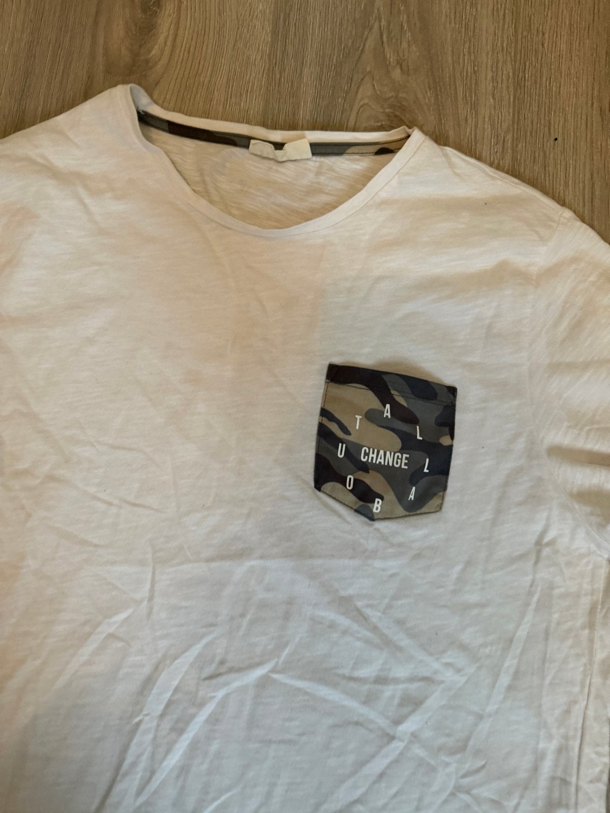 Wit T-shirt met camouflage borstzak - LCW Casual XL, Ophalen, Gedragen, Maat 56/58 (XL), Wit