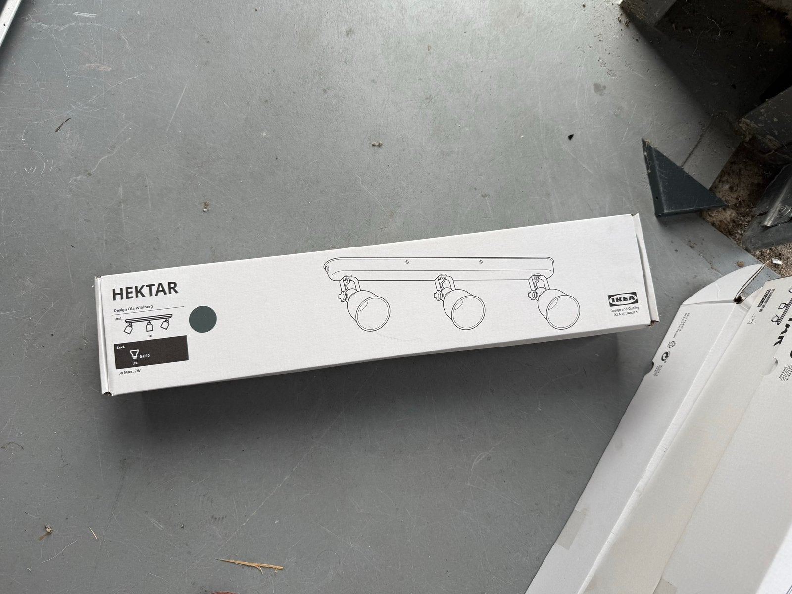 4x IKEA Hektar Plafondspot met 3 spots - Donkergrijs, Metaal, Grijs, Nieuw, Verstelbaar