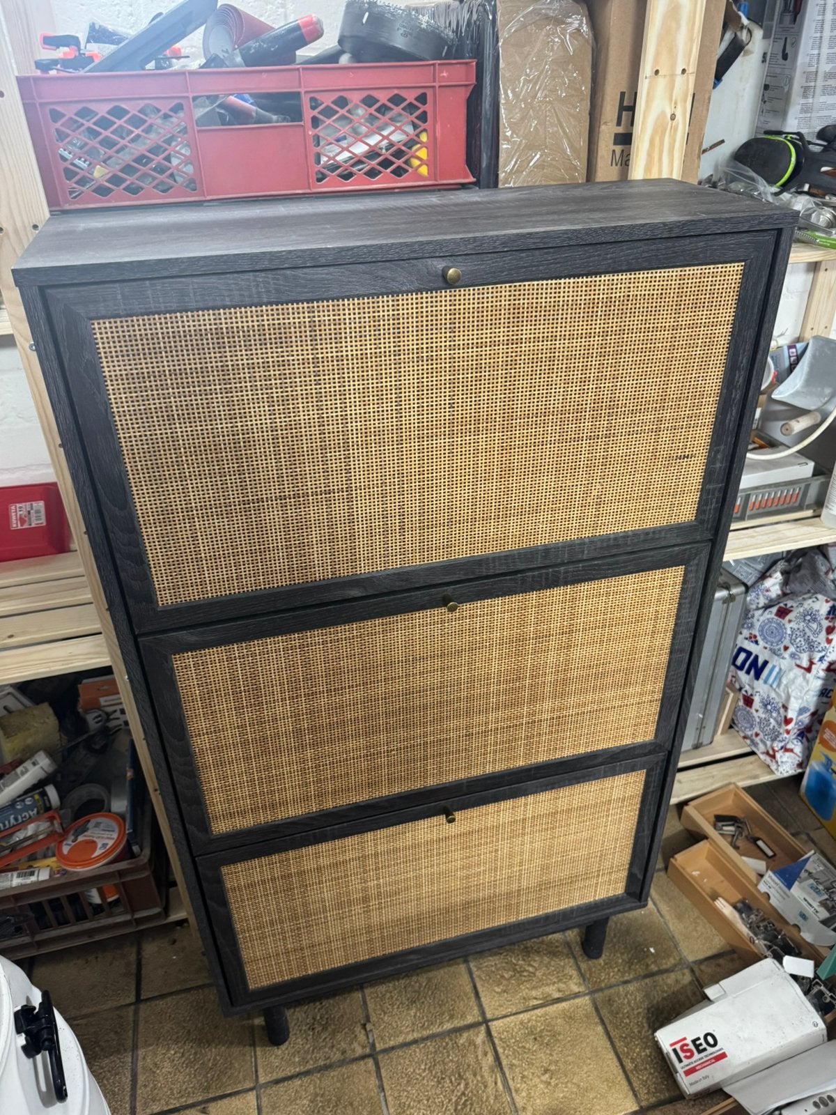 Mooie schoenenkast, 132cm hoog, 75cm breed en 26cm diep, Ophalen, Zo goed als nieuw