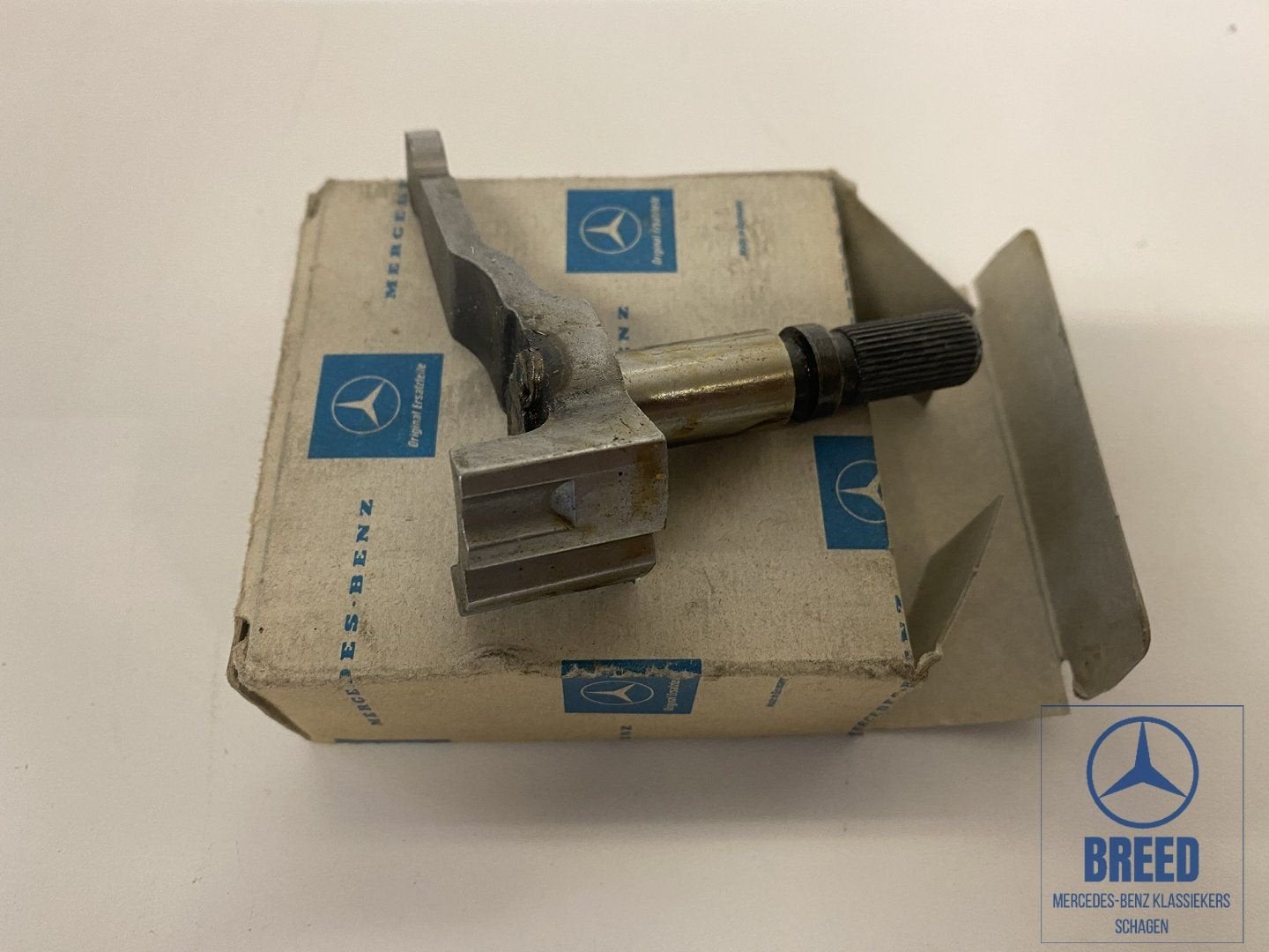NOS schakelas achteruitversnelling Mercedes W108 W115 etc., Auto-onderdelen, -, Nieuw, Ophalen of Verzenden, -