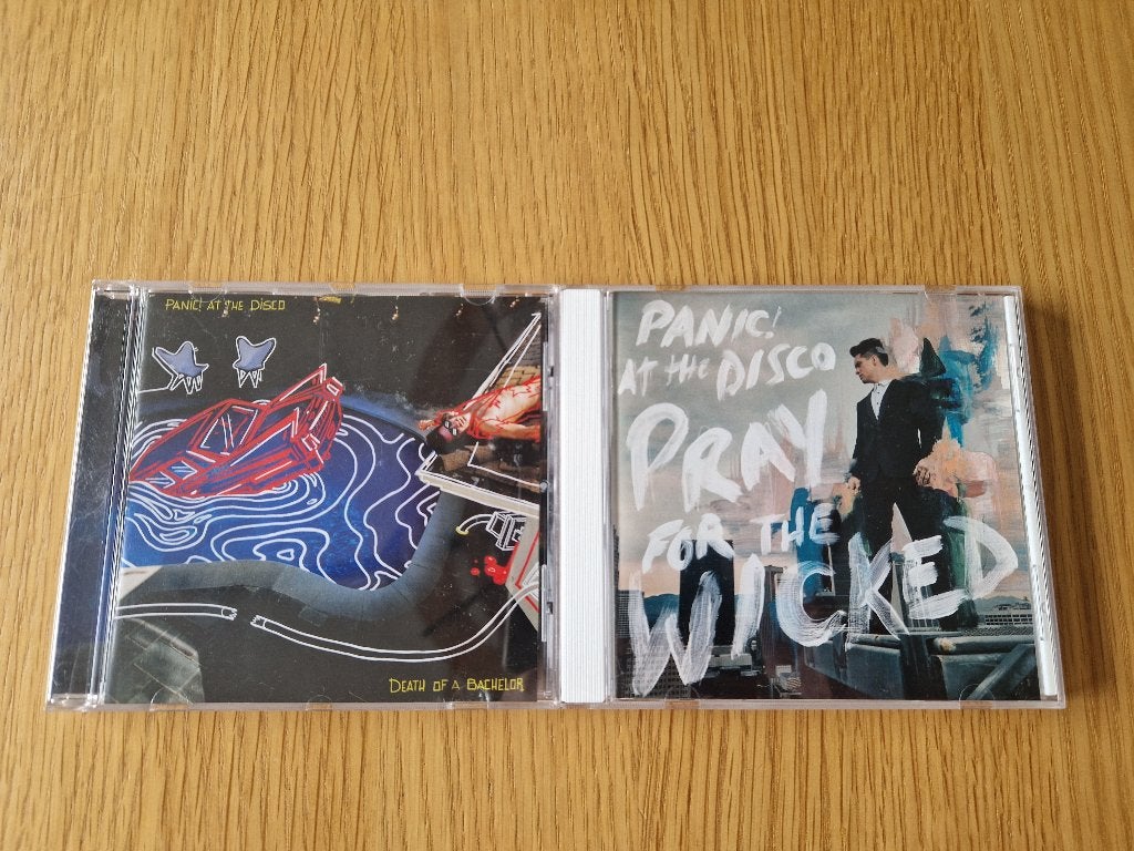2 CD's Panic! At The Disco samen voor 8,50 euro of evt. los, Ophalen of Verzenden, Gebruikt, Alternative Rock, Album