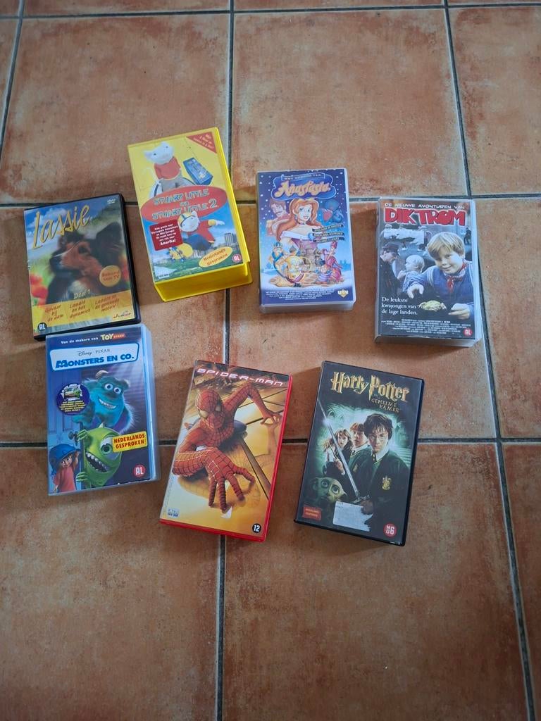 Video's en 1 dvd, Ophalen of Verzenden