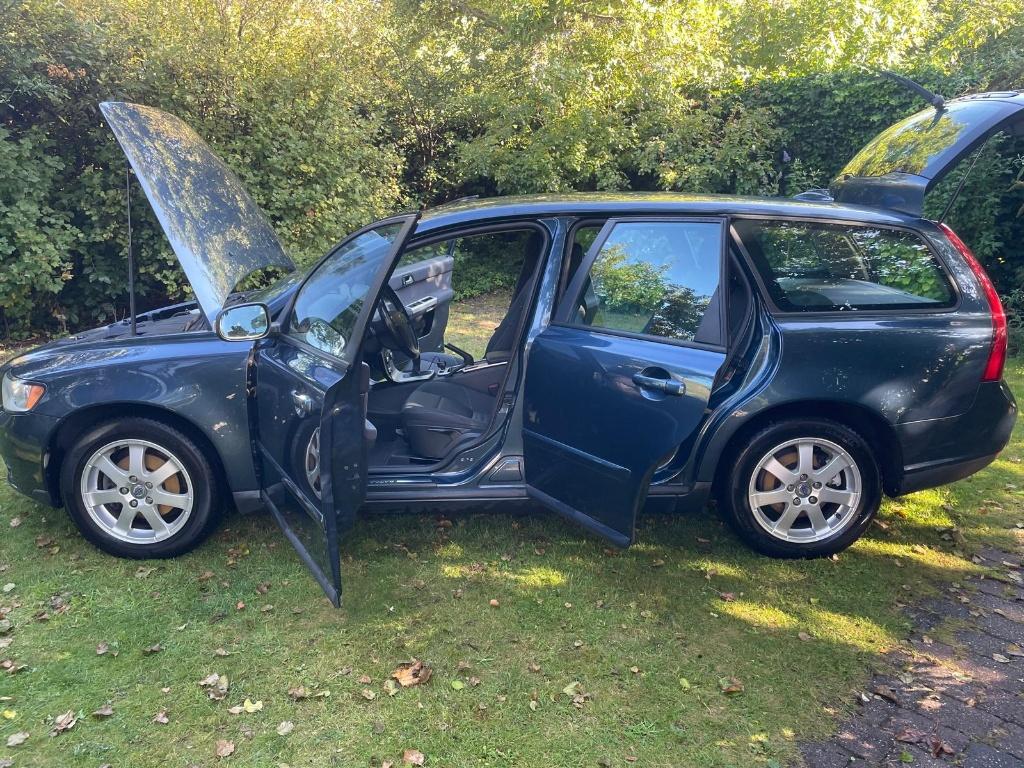Volvo V50 1.8 Kinetic 2008 keurige staat, Auto's, Volvo, Voorwielaandrijving, 125 pk, Zwart, 4 cilinders