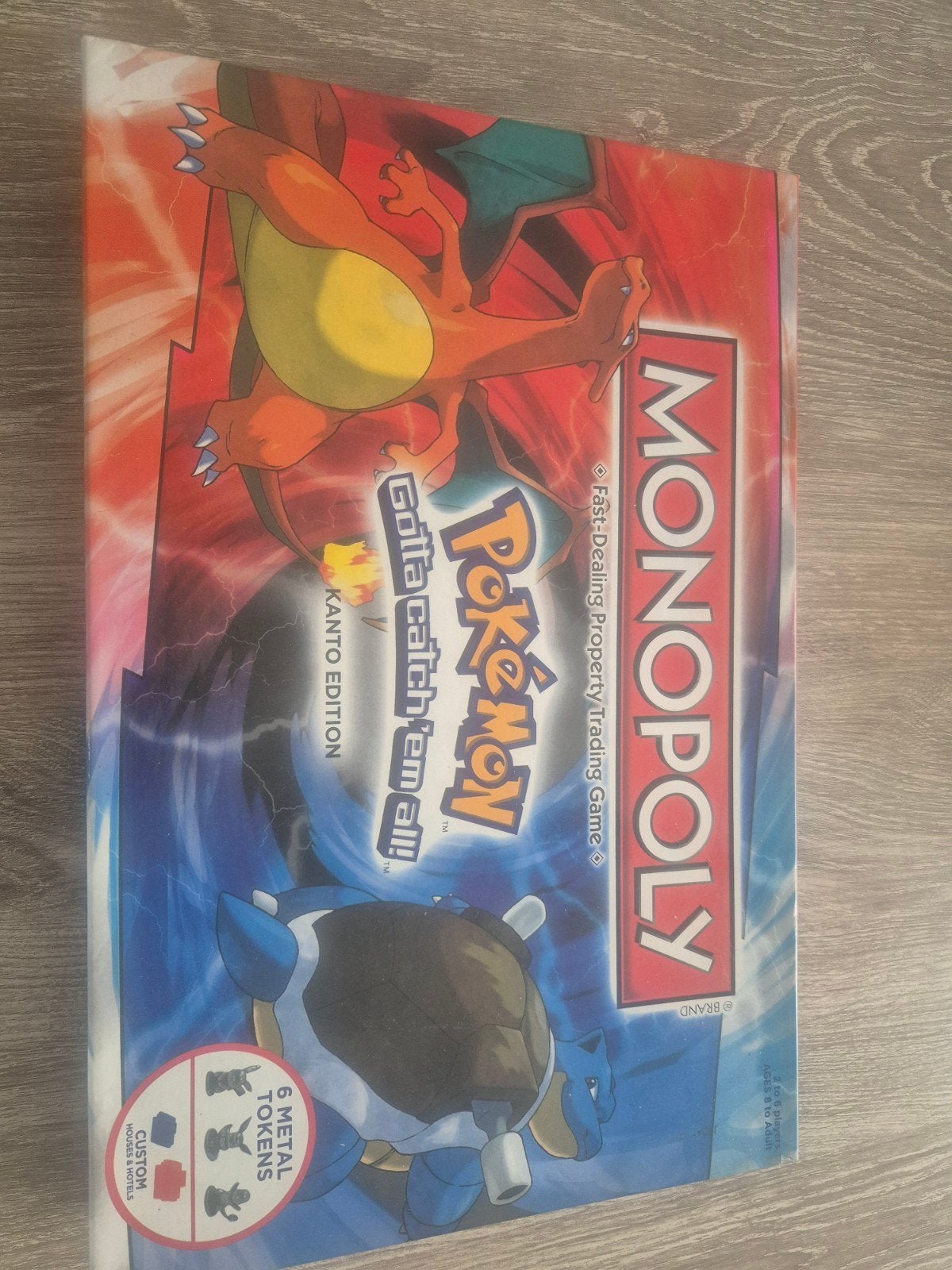Monopoly Pokémon Kanto Edition - Zo goed als nieuw, Drie of vier spelers, Ophalen of Verzenden, Zo goed als nieuw, Hasbro