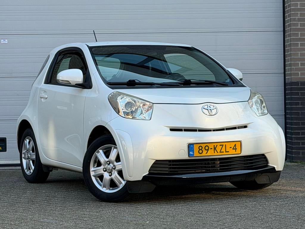 Toyota IQ 1.0 Comfort NAP nieuw onderhoud en APK kleine Aygo, Auto's, Toyota, Stof, 4 stoelen, Origineel Nederlands, Handgeschakeld