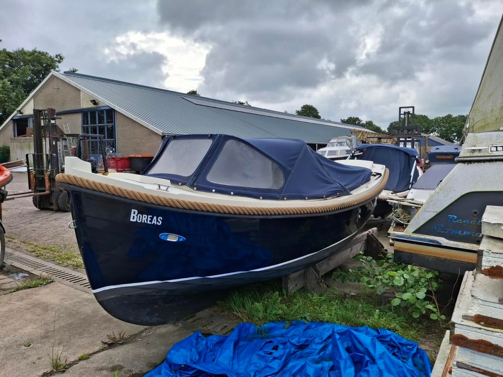 Sloep garda PRESTIGE 550  honda 8 pk 4 takt  in de bun, Watersport en Boten, Ophalen, Gebruikt, Tot 10 pk, 3 tot 6 meter