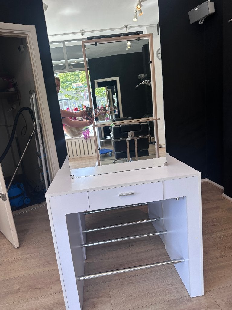 2 Kappersunit/ kaptafel, Ophalen, Gebruikt, 50 tot 100 cm, 150 tot 200 cm