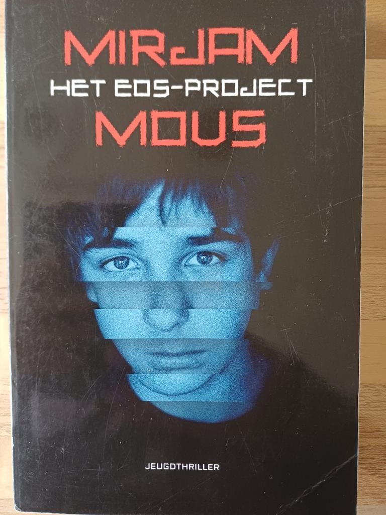 Mirjam Mous - Het Eos-project, Boeken, Kinderboeken | Jeugd | 13 jaar en ouder, Gelezen, Ophalen of Verzenden