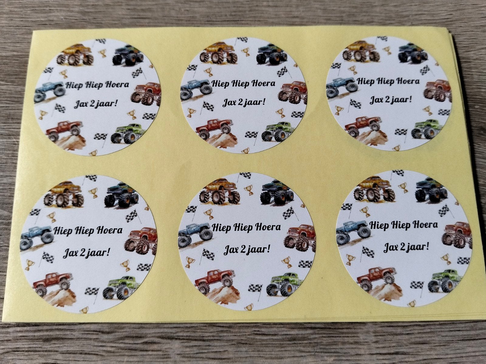 Stickers gepersonaliseerd. Verjaardag. Jax 2 jaar. Auto's, Ophalen of Verzenden, Nieuw, Knutselen
