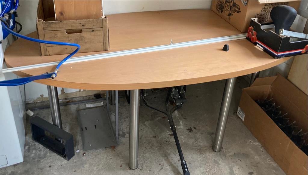 Ovale grote vergadertafel kantoortafel met metalen poten, Ophalen, Gebruikt