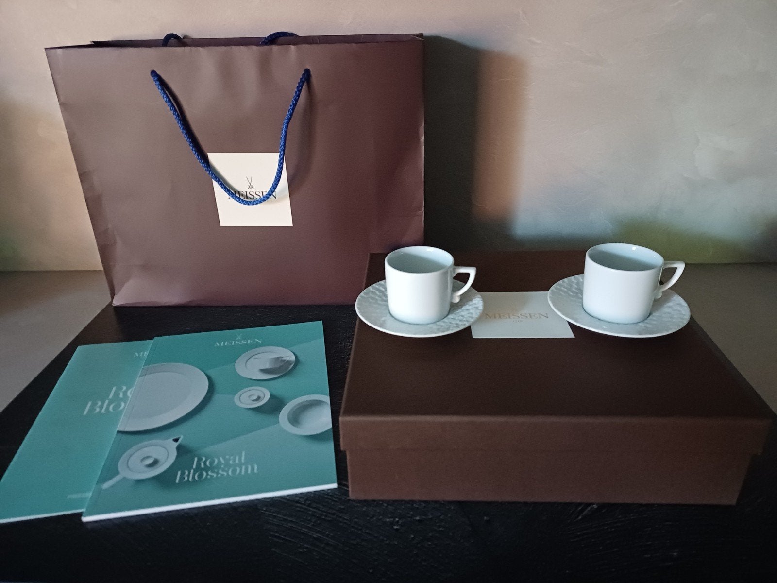 Te koop: Meissen espresso kopjes met schotel - Royal Blossom, Ophalen