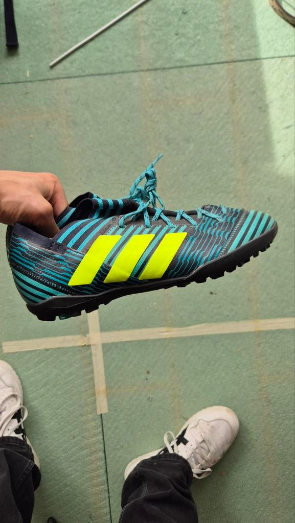 Adidas Nemeziz 17.3 voetbalschoenen - Zo goed als nieuw, Sport en Fitness, Voetbal, Ophalen of Verzenden, Zo goed als nieuw, Schoenen