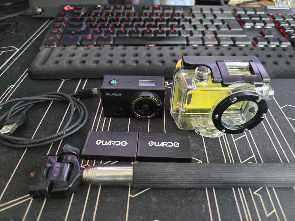 Guardo Wifi Action Cam met onderwaterhuis en accessoires, Ophalen of Verzenden, Gebruikt, Overige merken