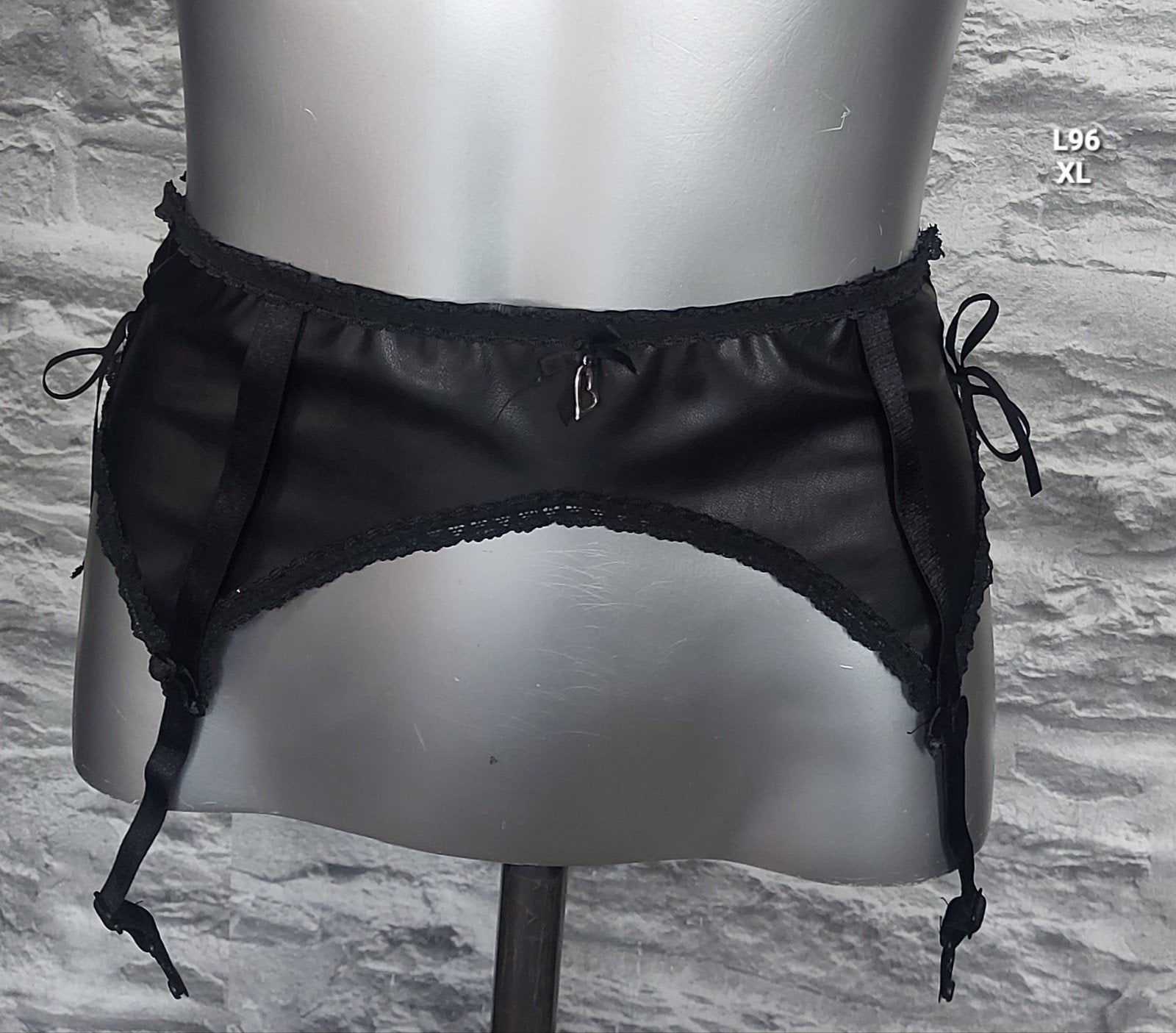 Kinky Zwarte jarretelgordel van pu leer -  XL, Onbekend, Ophalen of Verzenden, Zwart, Overige typen