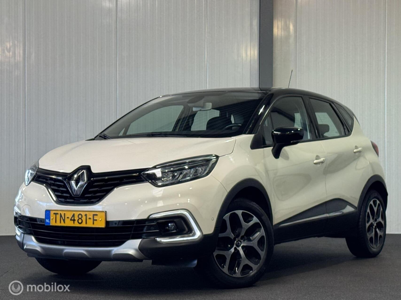 Renault Captur 0.9 TCe Intens [ trekhaak camera climate crui, Auto's, Voorwielaandrijving, 898 cc, Lichtsensor, 620 kg