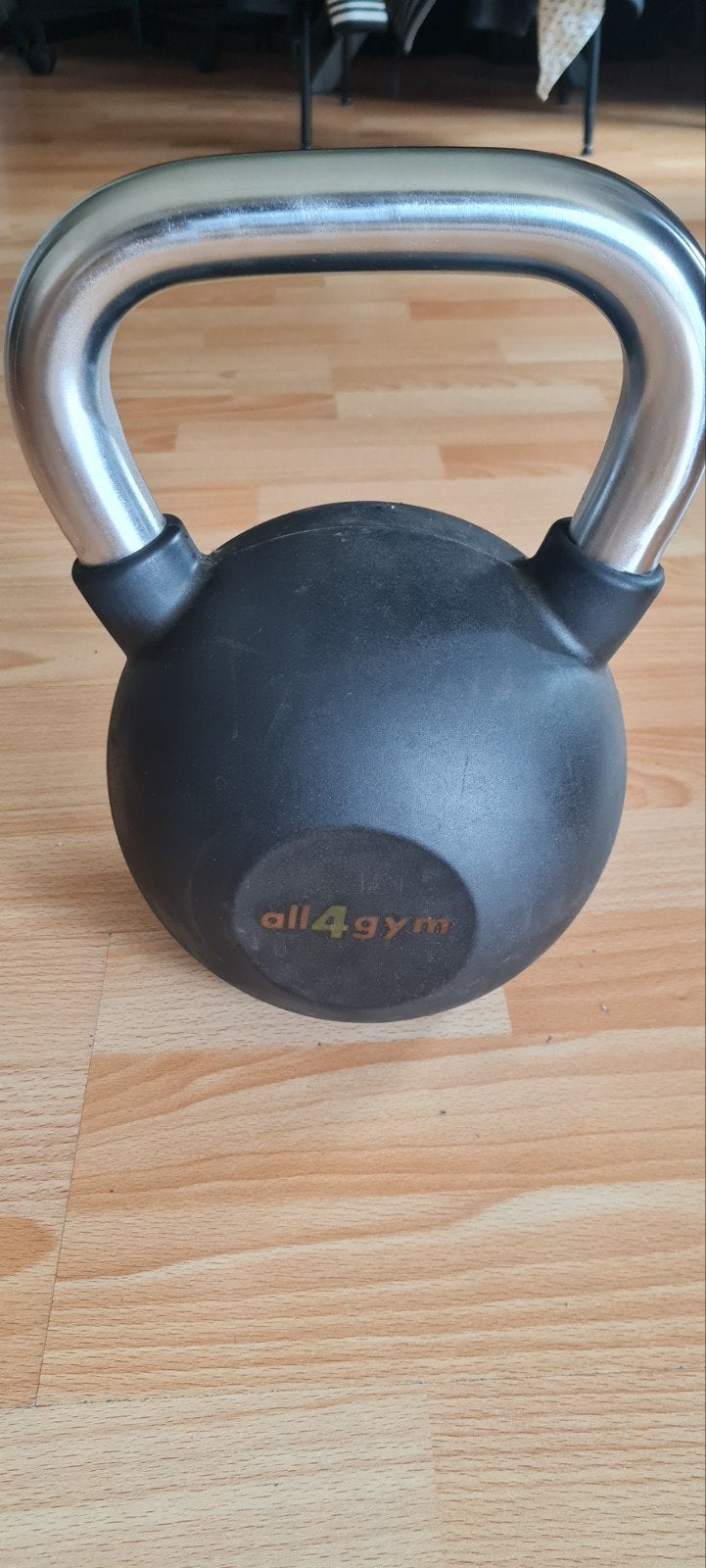 Kettlebell 24 kg  All4Gym
Merk: All4Gym
Gietijzer met rubber, Sport en Fitness, Ophalen, Kettlebell