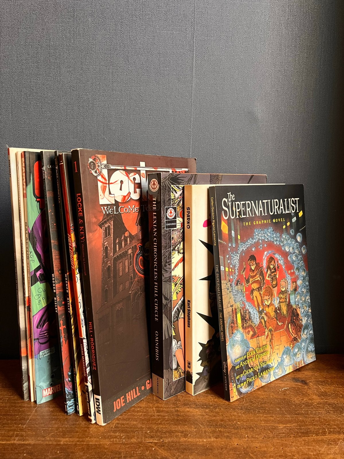 Diverse graphic novels en comics - Zo goed als nieuw, Meerdere comics, Ophalen of Verzenden, Zo goed als nieuw, Amerika