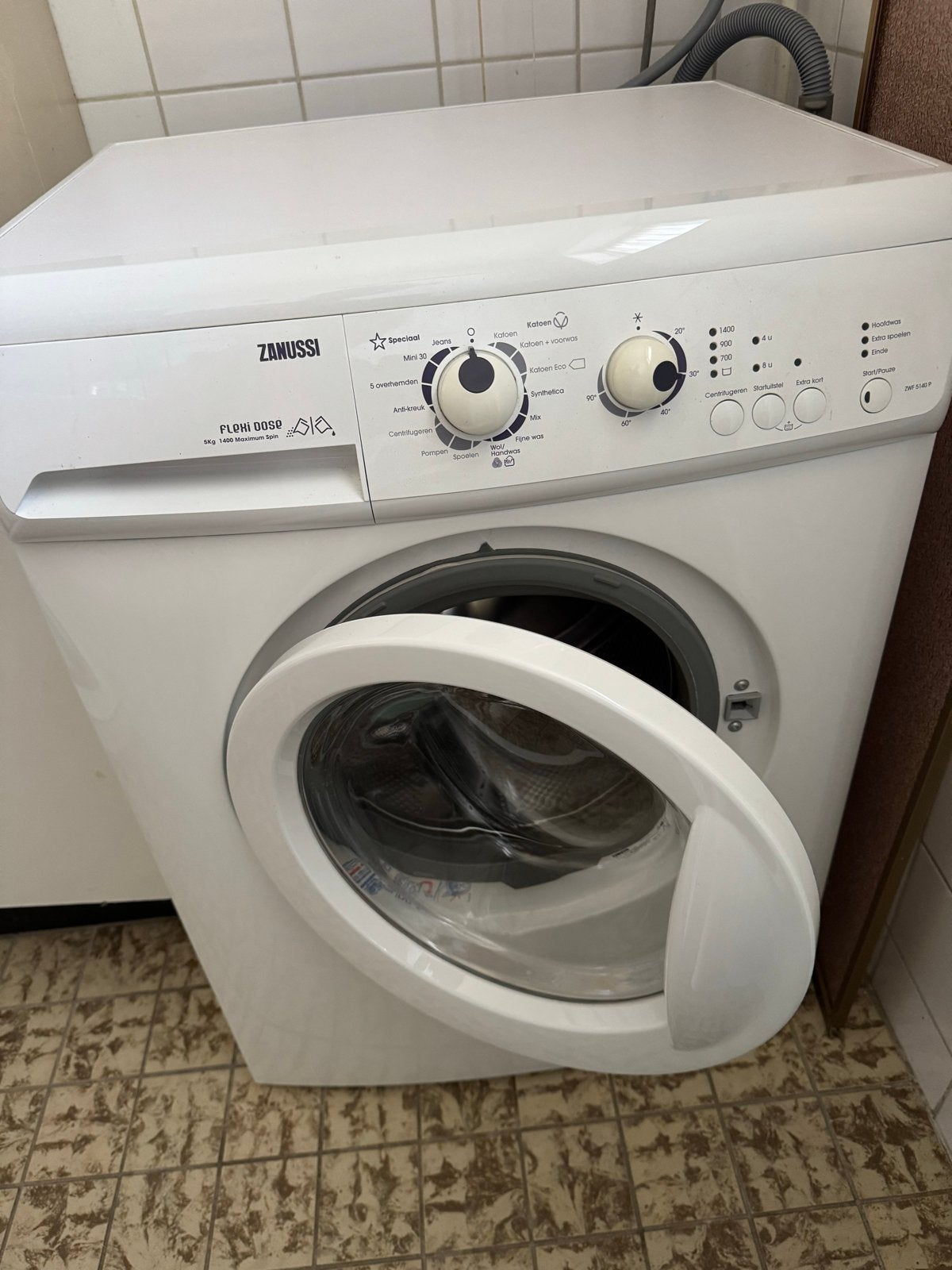 Zanussi Voorlader Wasmachine - ZWF 5140 P, 1200 tot 1600 toeren, Gebruikt, 4 tot 6 kg, Ophalen of Verzenden