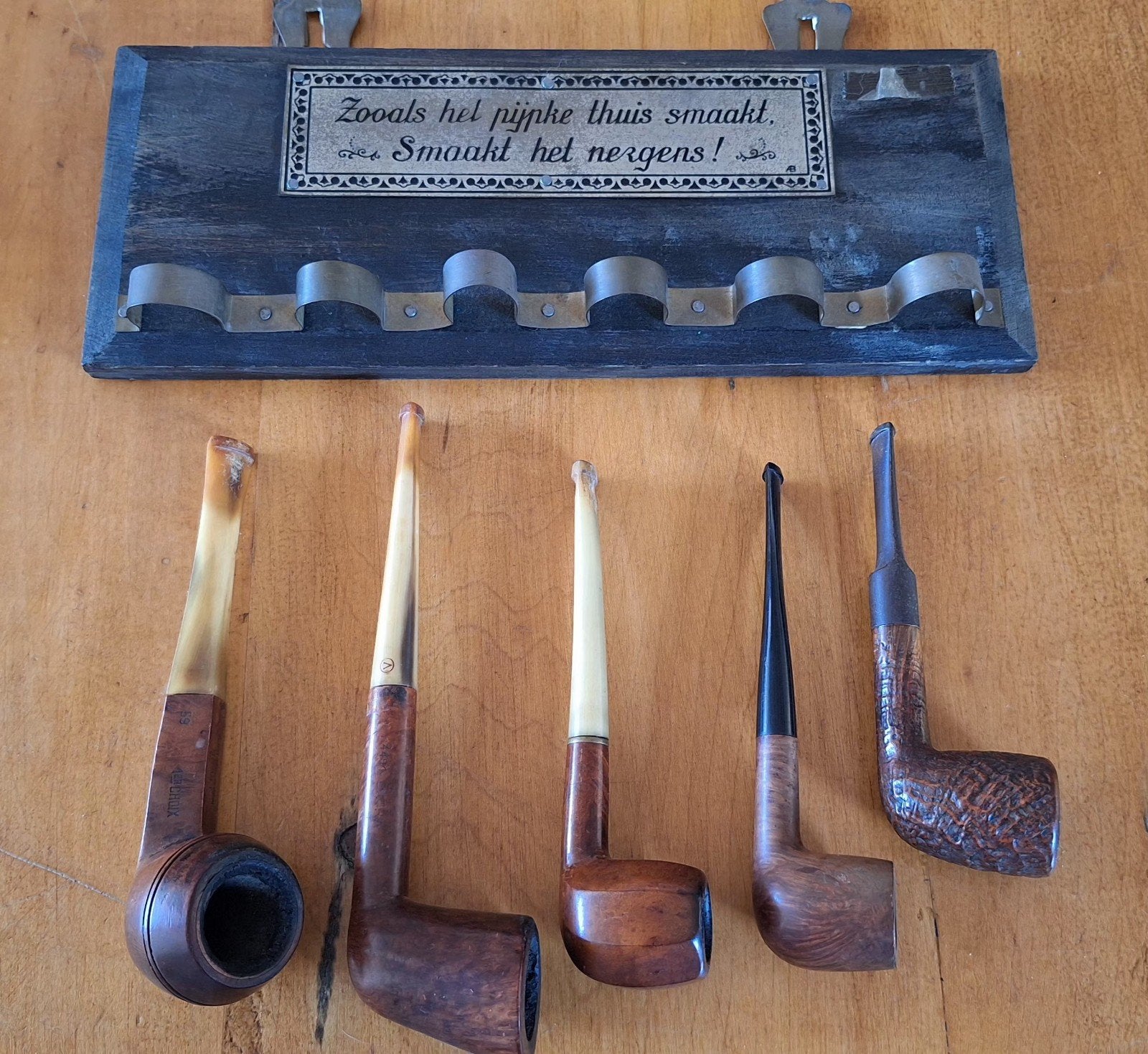 pijpenrekje met oude pijpen. Bruyere, Big Ben, Verzamelen, Rookartikelen, Aanstekers en Luciferdoosjes, Ophalen of Verzenden, Overige typen