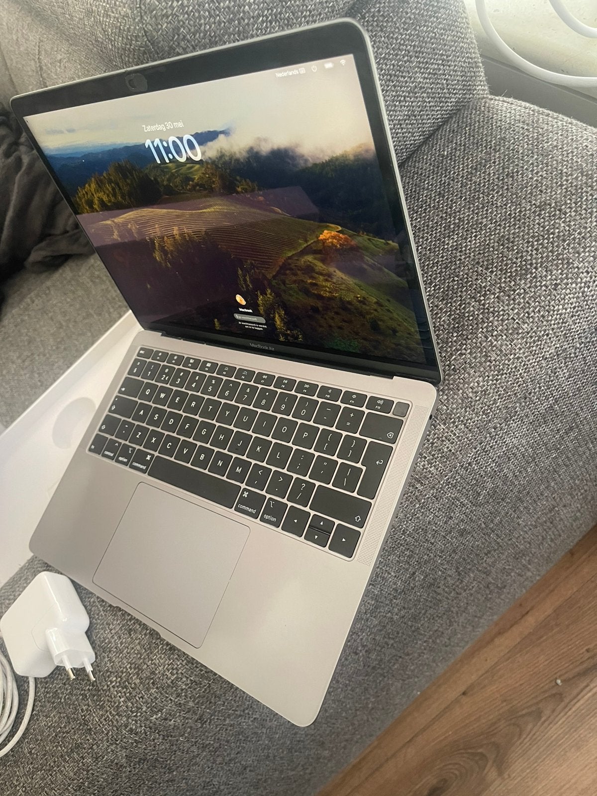 MacBook Air uit eind 2019 zgan in de doos, MacBook Pro, 2 tot 3 Ghz, 13 inch, Ophalen of Verzenden