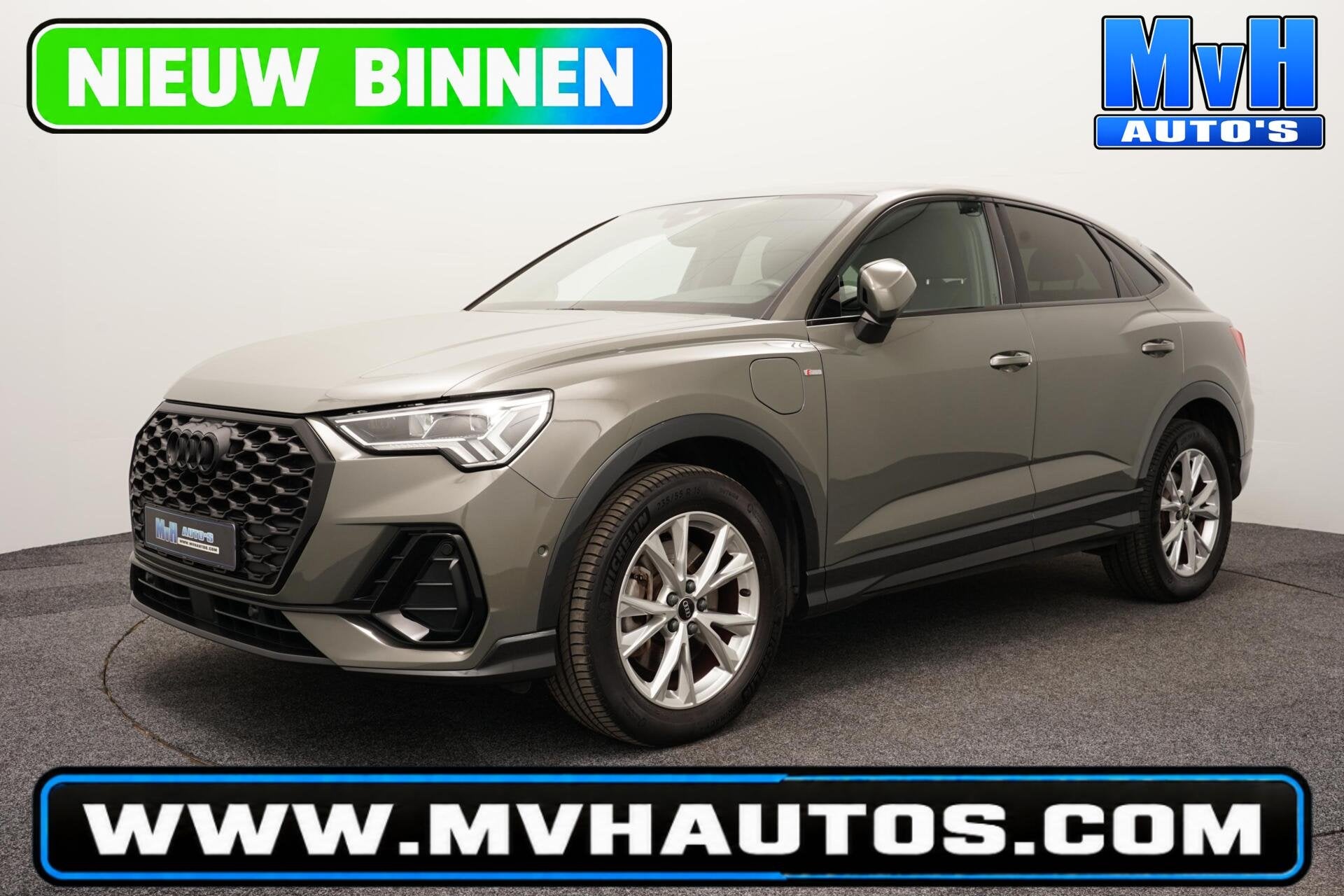 Audi Q3 Sportback 45 TFSI S-Edit PHEV|S-Line|BLACK.OPTIC|CAM, Dealer onderhouden, Gebruikt, Met garantie (alle), Leder en Stof