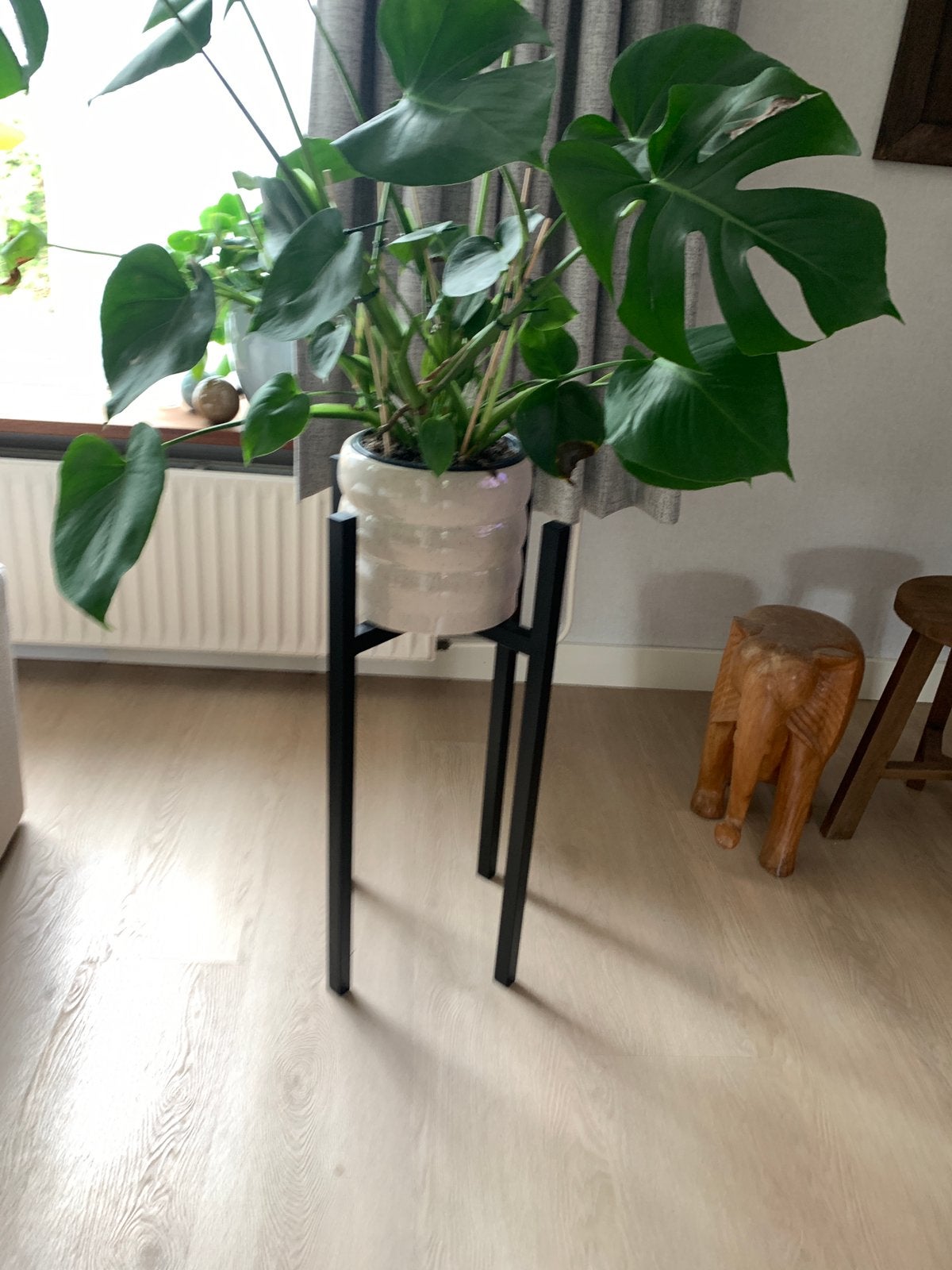 Z.g.a.n.  decorstieve plantenstandaard, Huis en Inrichting, Woonaccessoires | Overige, Ophalen, Zo goed als nieuw, Zwart, Metaal