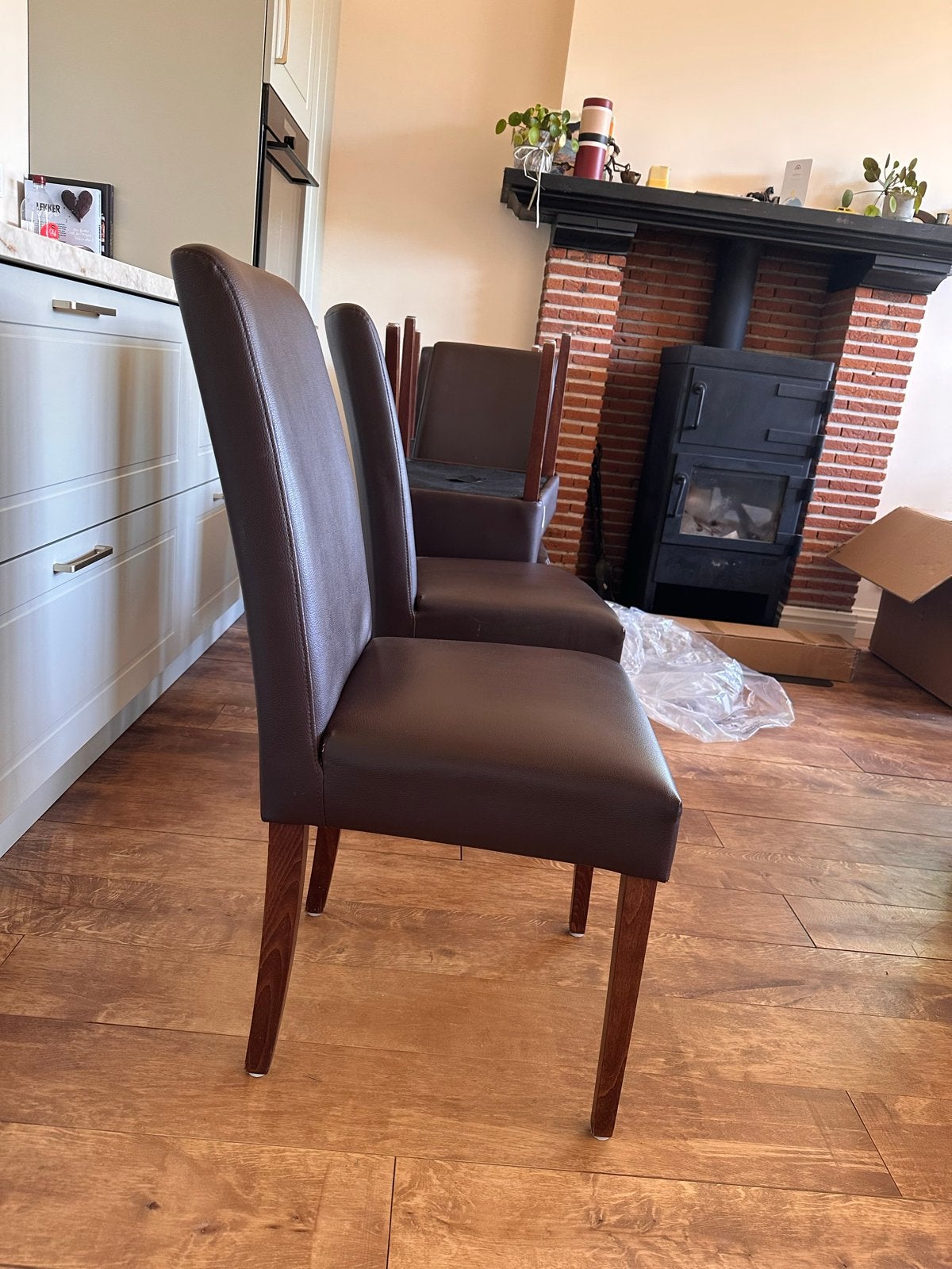 6 nette bruine leren eetkamerstoelen, Ophalen, Gebruikt, Bruin, Leer